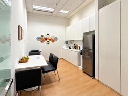 Robinson Centre (D1), Office #630136341